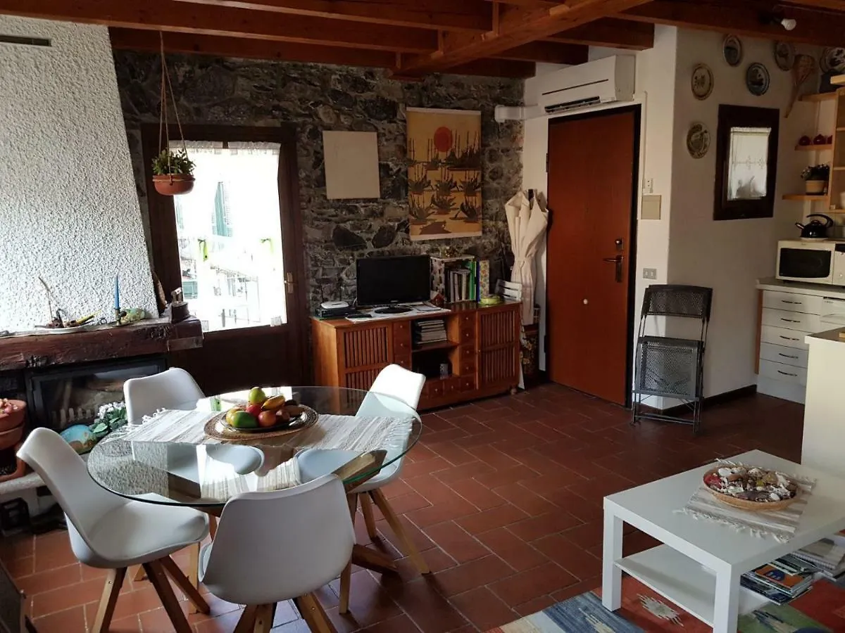 Casa La Resega Lägenhet Gravedona 0*,
