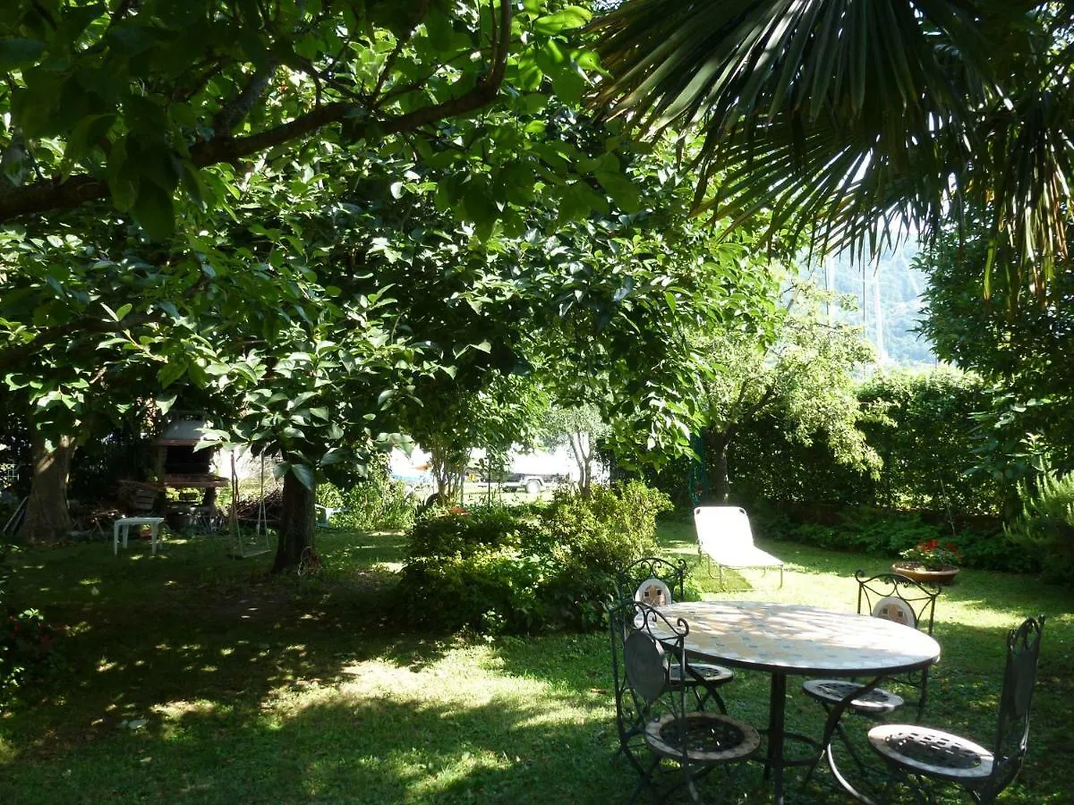 Casa La Resega Appartement Gravedona